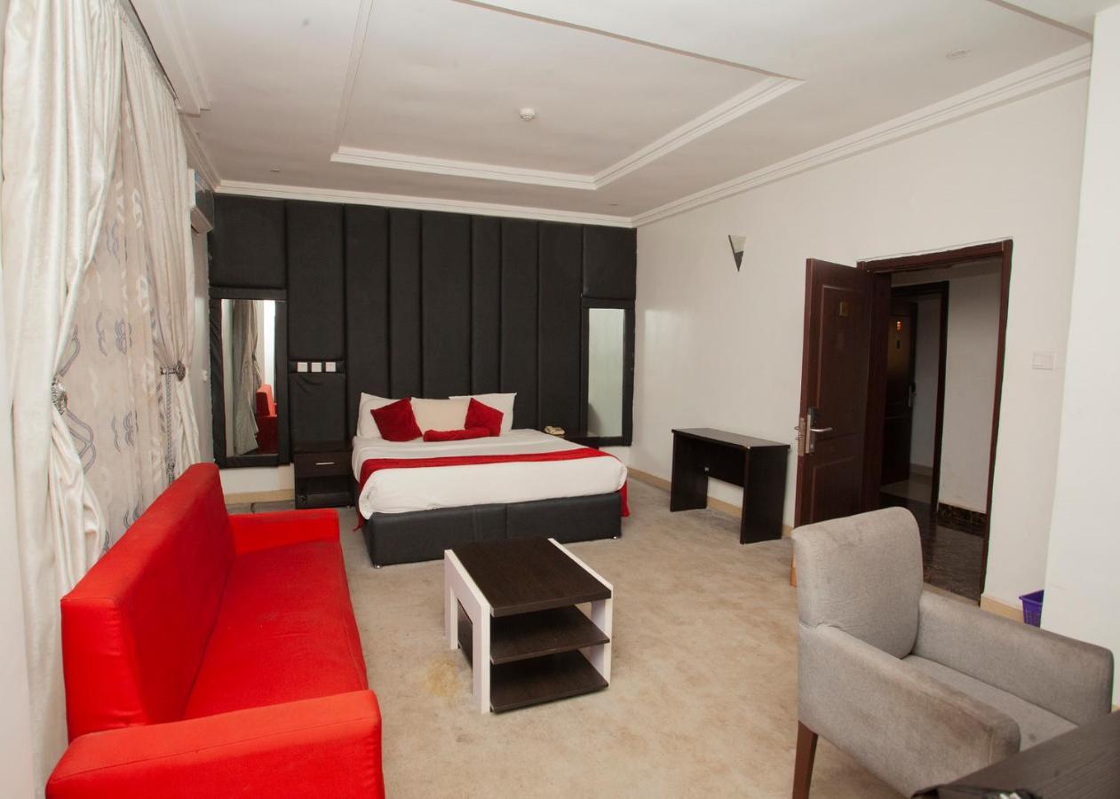 Grand Palazzo Hotel Gwarimpa Abuja Exterior foto